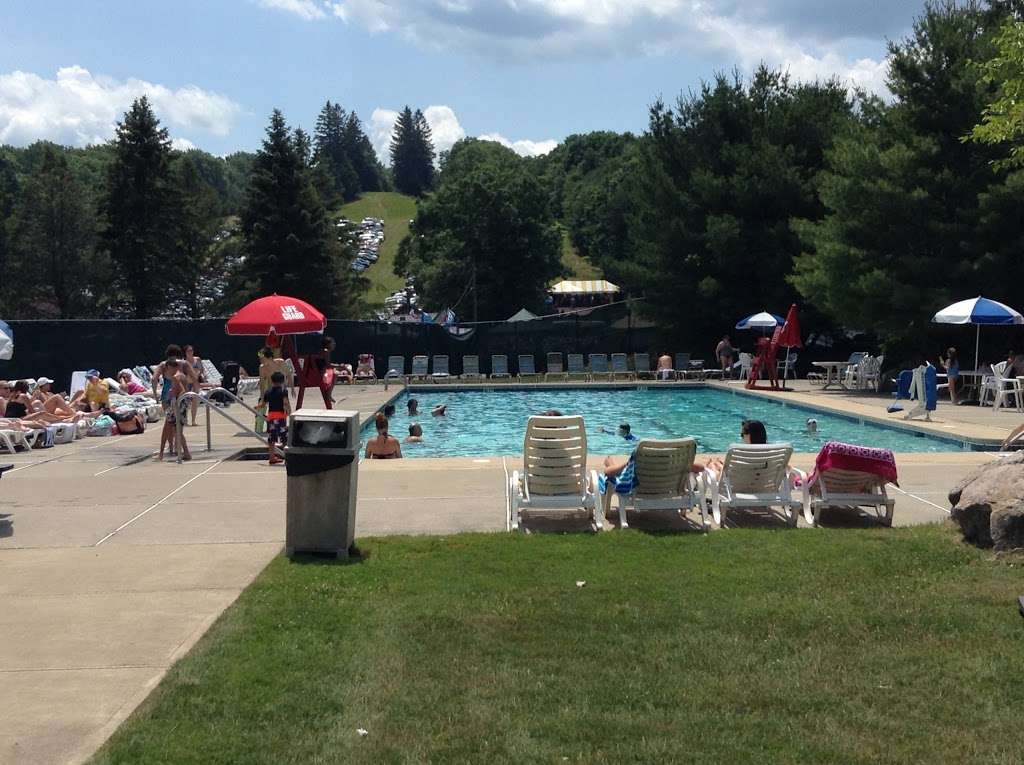 Split Rock Resort | 428 Moseywood Rd, Lake Harmony, PA 18624, USA | Phone: (570) 722-9111