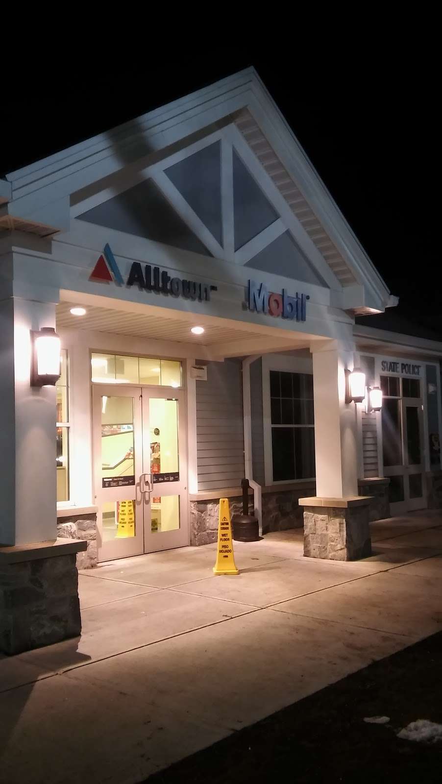 Alltown | I-95 Westbound / Exits 21-22, Fairfield, CT 06824, USA | Phone: (203) 254-0115