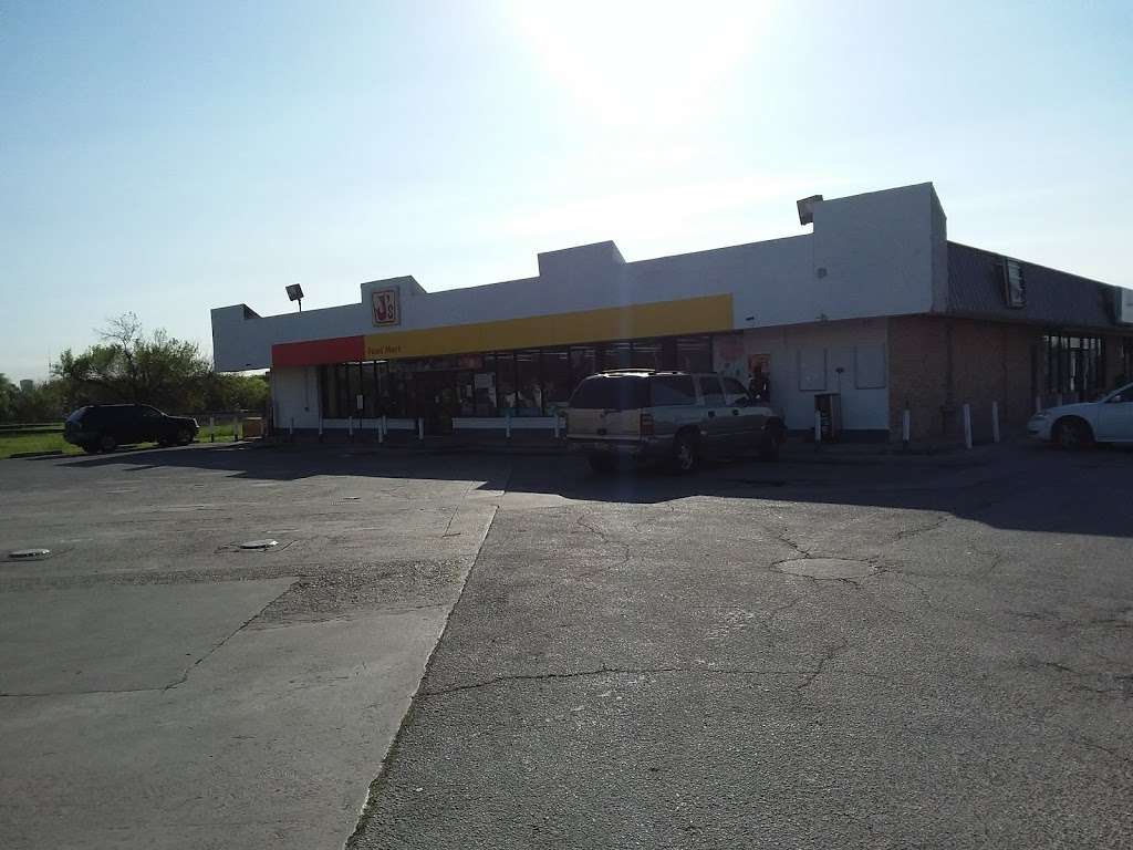 Js Food Mart | 110 Toepperwein Rd, Converse, TX 78109, USA | Phone: (210) 659-3367