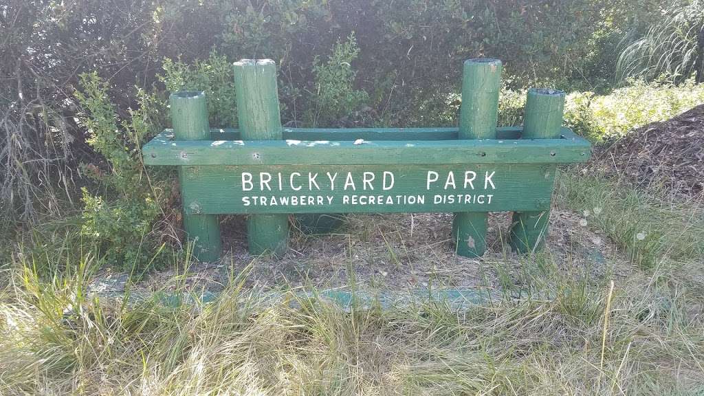 Brickyard Park | 043-271-52, Mill Valley, CA 94941, USA