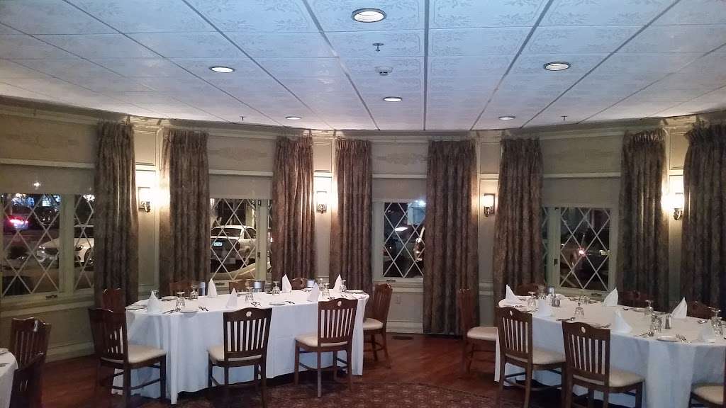Irish Coffee Pub 131 Carleton Ave East Islip Ny 11730 Usa