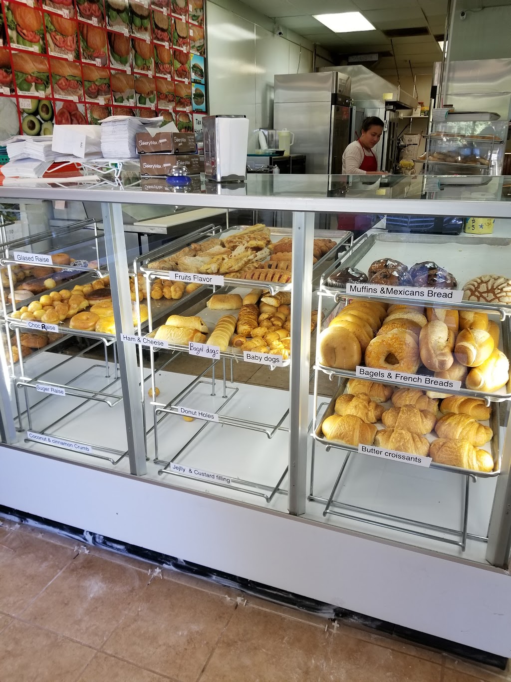 Daily Donuts | 1795 Scott Blvd, Santa Clara, CA 95050, USA | Phone: (408) 296-3450