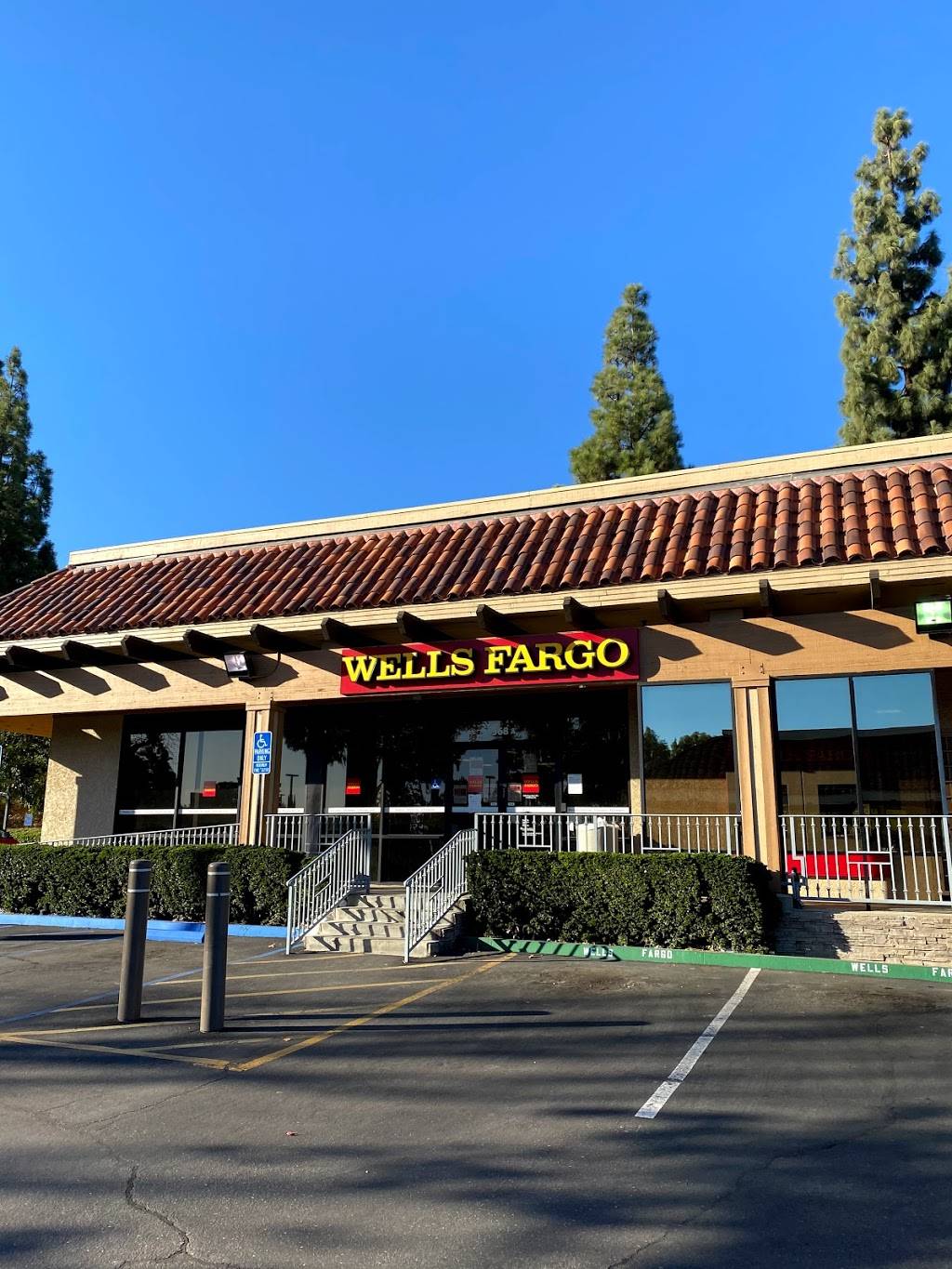 Wells Fargo Bank | 368 N Lemon Ave Ste A, Walnut, CA 91789, USA | Phone: (909) 444-4960