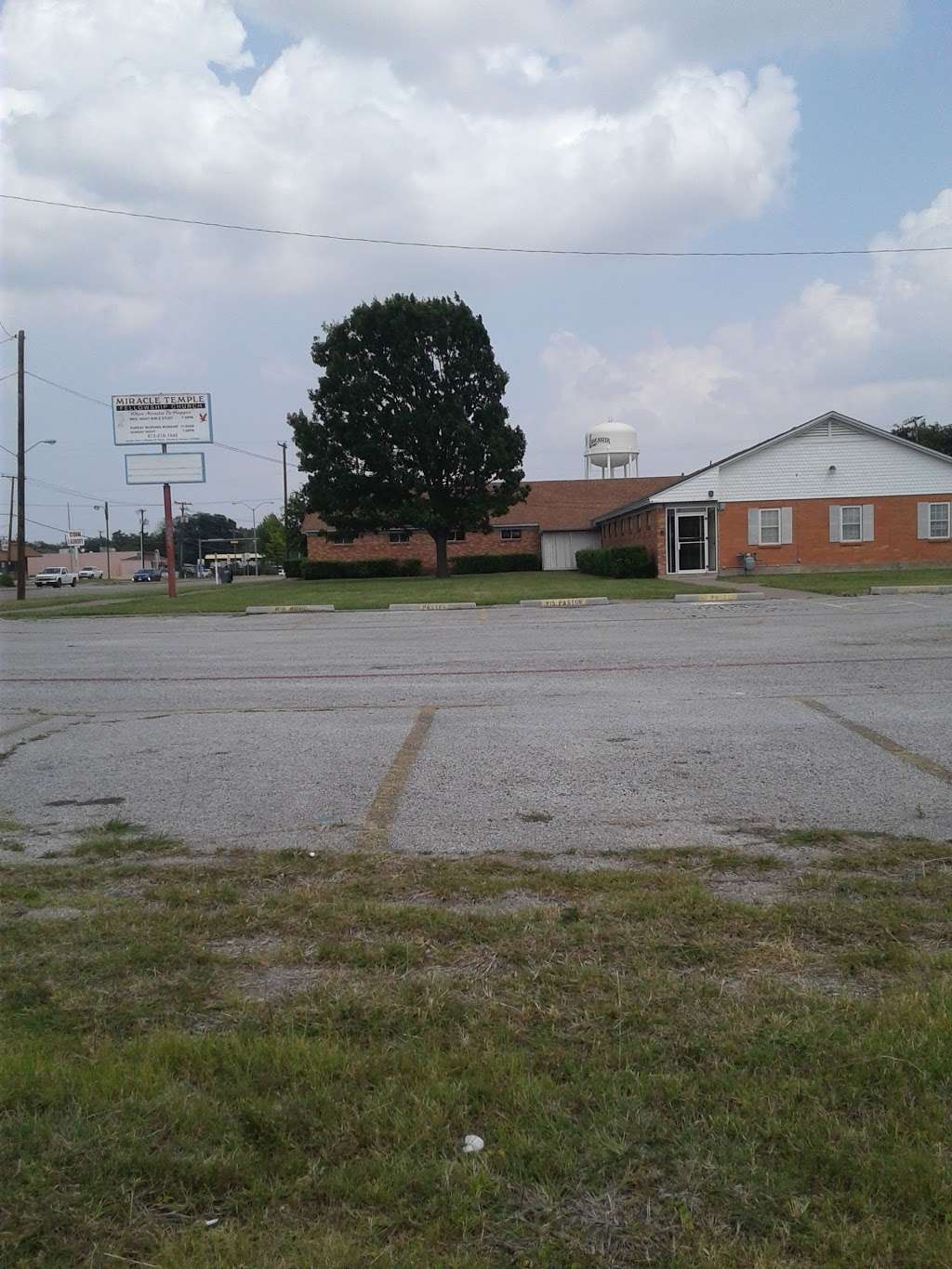 Miracle Temple Fellowship Church | 754 W Pleasant Run Rd, Lancaster, TX 75146, USA | Phone: (972) 218-1940