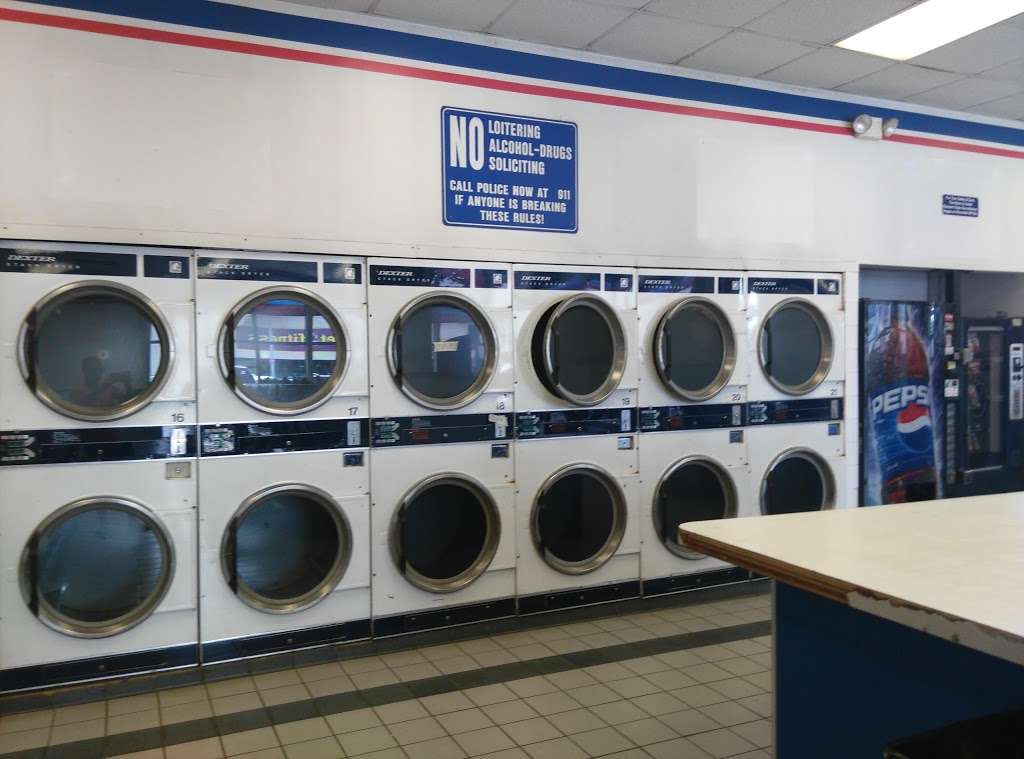 American Family Coin Laundry | 3333 Freedom Dr, Charlotte, NC 28208, USA | Phone: (704) 529-1333