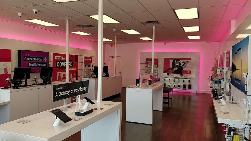 T-Mobile | 80 Main St Unit 78, 40, Hackettstown, NJ 07840, USA | Phone: (908) 441-2558