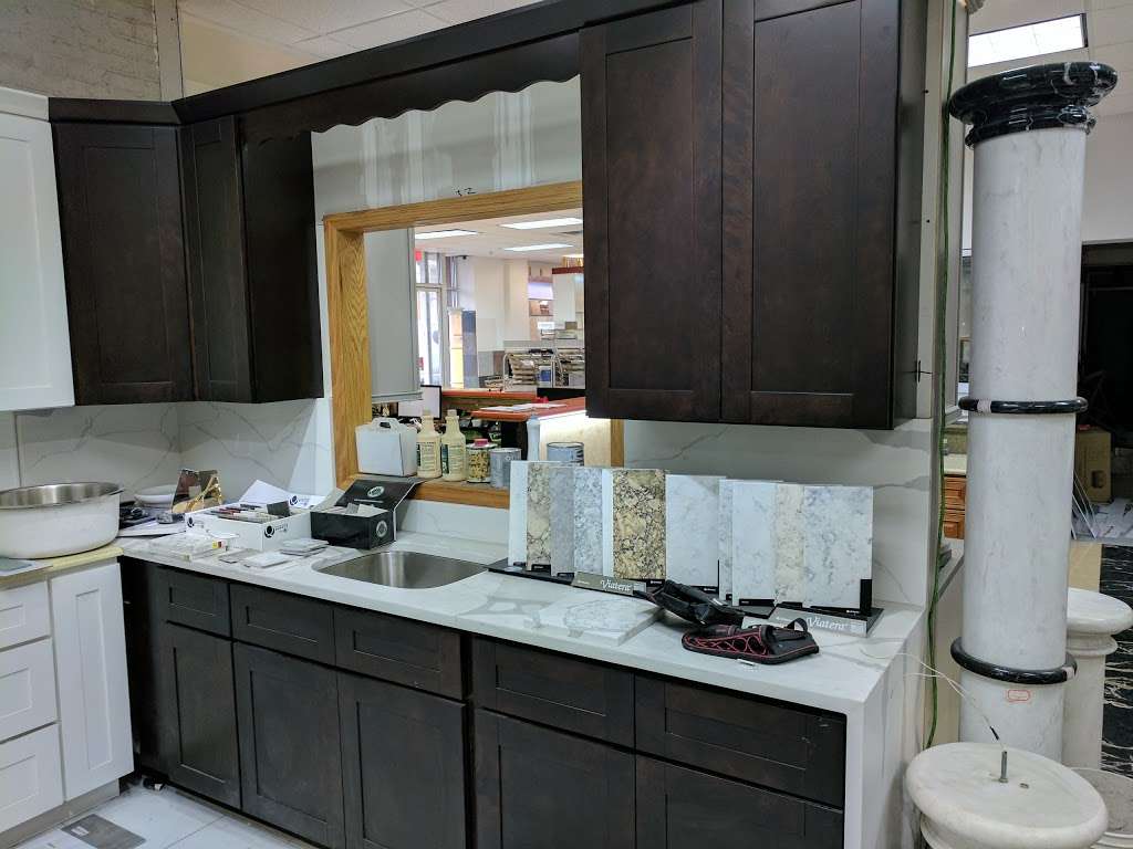 Lees Kitchen Cabinets & Stone Inc. | 60 Anthony St, Brooklyn, NY 11222, USA | Phone: (718) 388-3303