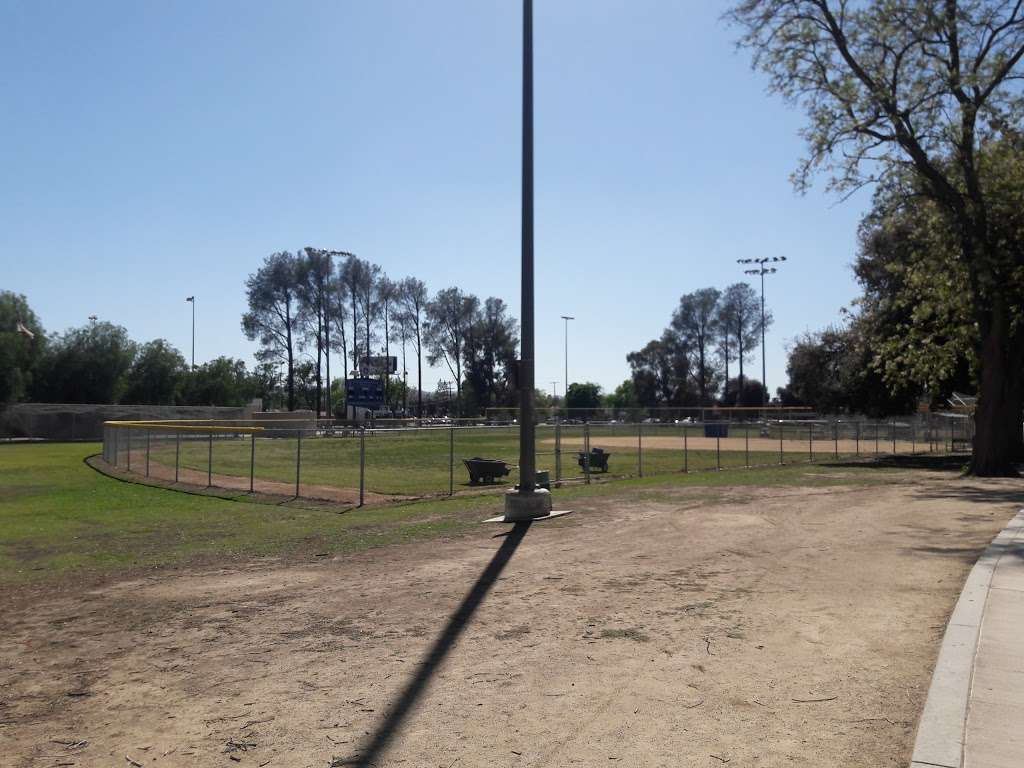 Reseda Park Lake | Park Lake, Reseda, CA 91335