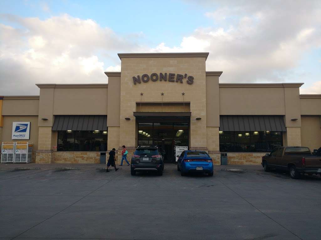 Nooners | 2850 TX-1604 Loop, San Antonio, TX 78245, USA | Phone: (210) 209-8872