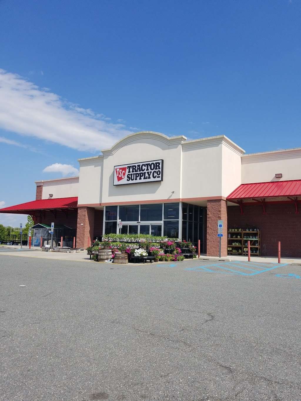 Tractor Supply Co. | 862 NJ-45, Pilesgrove, NJ 08098, USA | Phone: (856) 769-7284