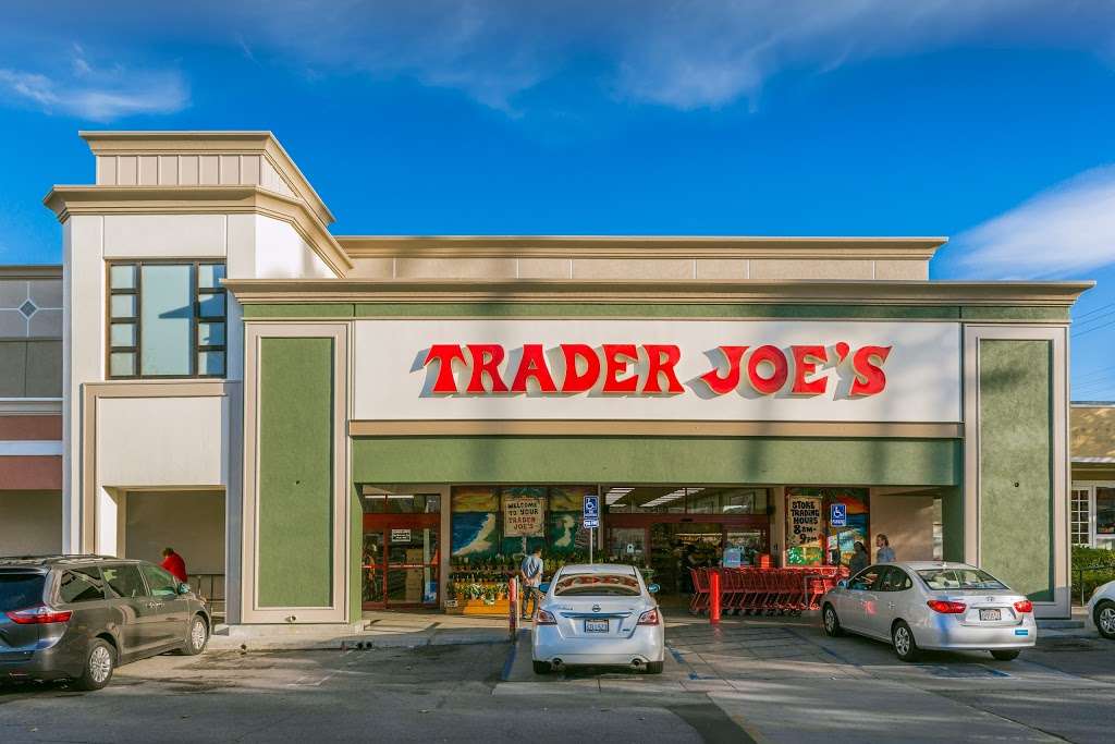 Trader Joes | 2545 Pacific Coast Hwy, Torrance, CA 90505, USA | Phone: (310) 326-9520