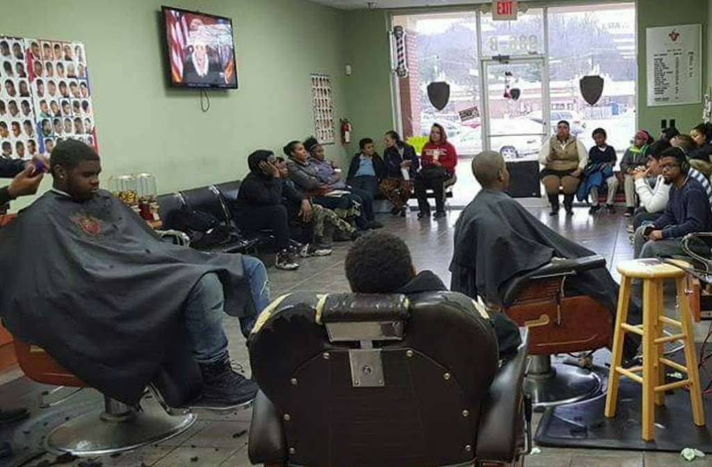 Crown Royal Barbers | 986 Swan Creek Rd E, Fort Washington, MD 20744, USA | Phone: (301) 292-2088