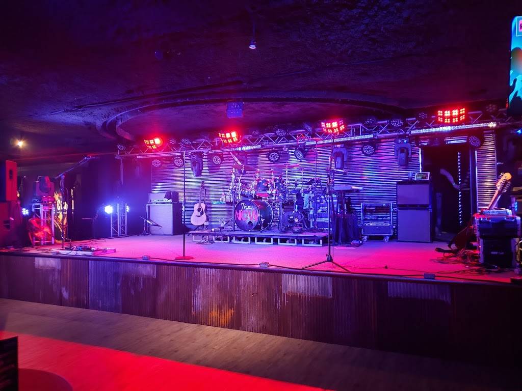 Rock Country MKE | 11400 W Silver Spring Rd, Milwaukee, WI 53225, USA | Phone: (414) 758-5101