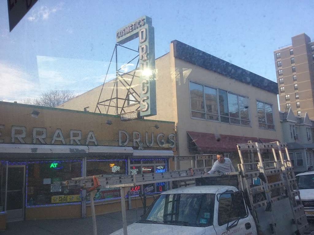 Ferrara Drugs & Liquors | 2533 John F. Kennedy Blvd, Jersey City, NJ 07304, USA | Phone: (201) 434-0888