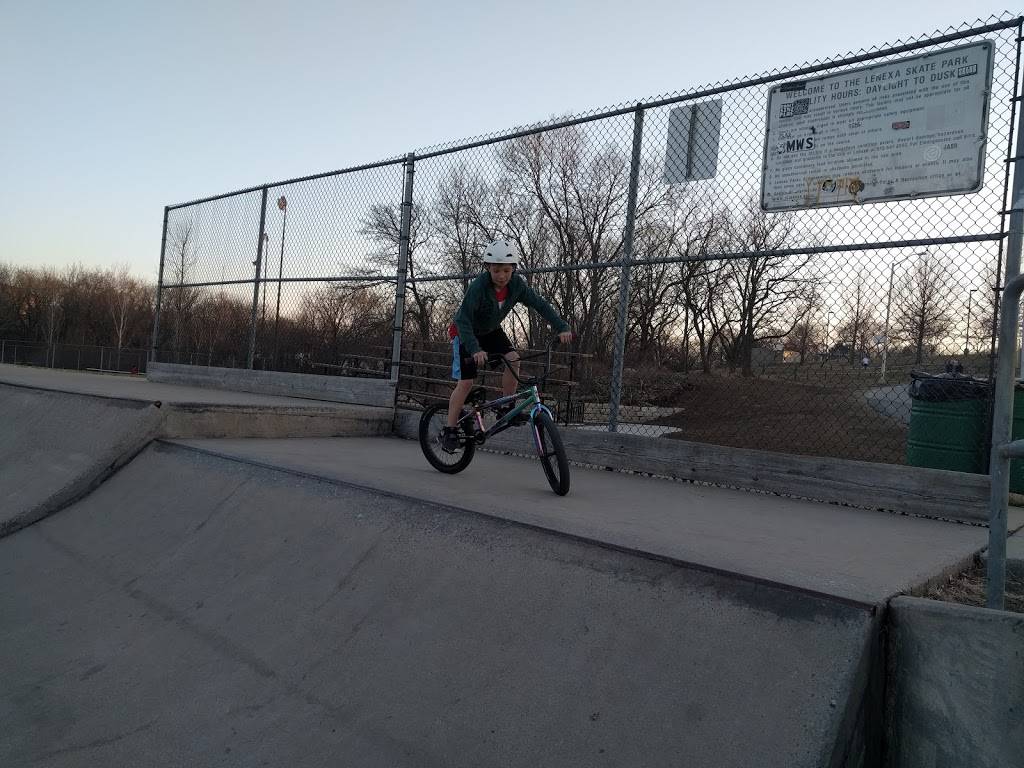 Lenexa Skate Park | Greenway Ln, Lenexa, KS 66215, USA | Phone: (913) 477-7100