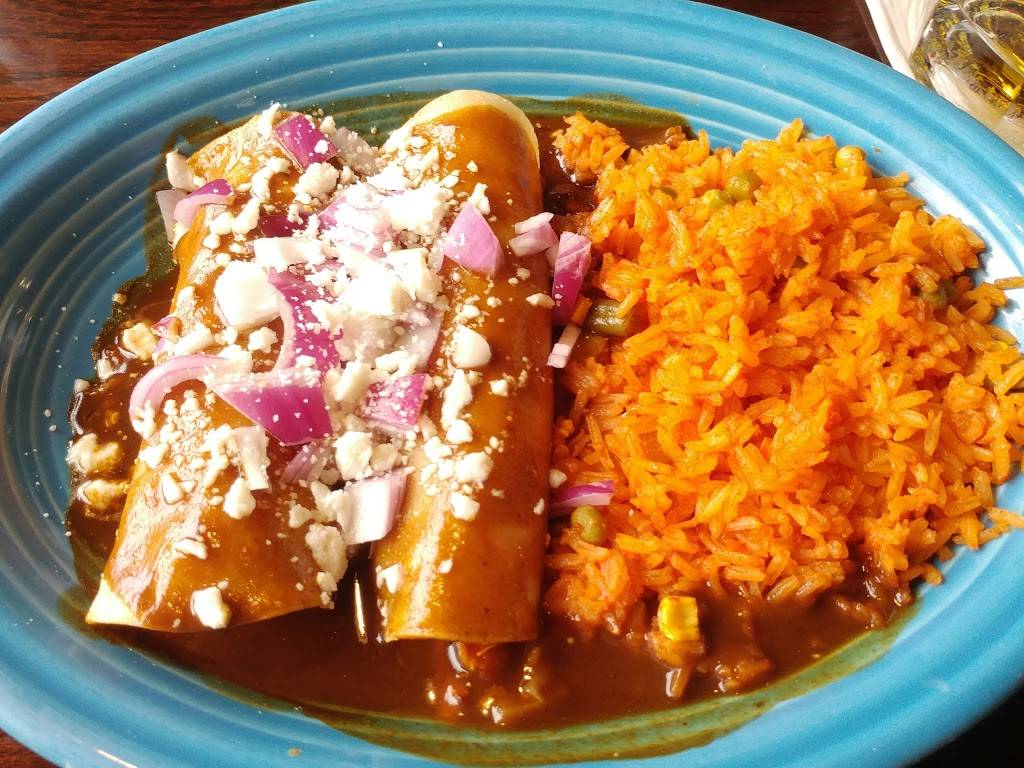 El Puente Mexican Grill | 3308 Taylor Rd, Chesapeake, VA 23321, USA | Phone: (757) 673-8458