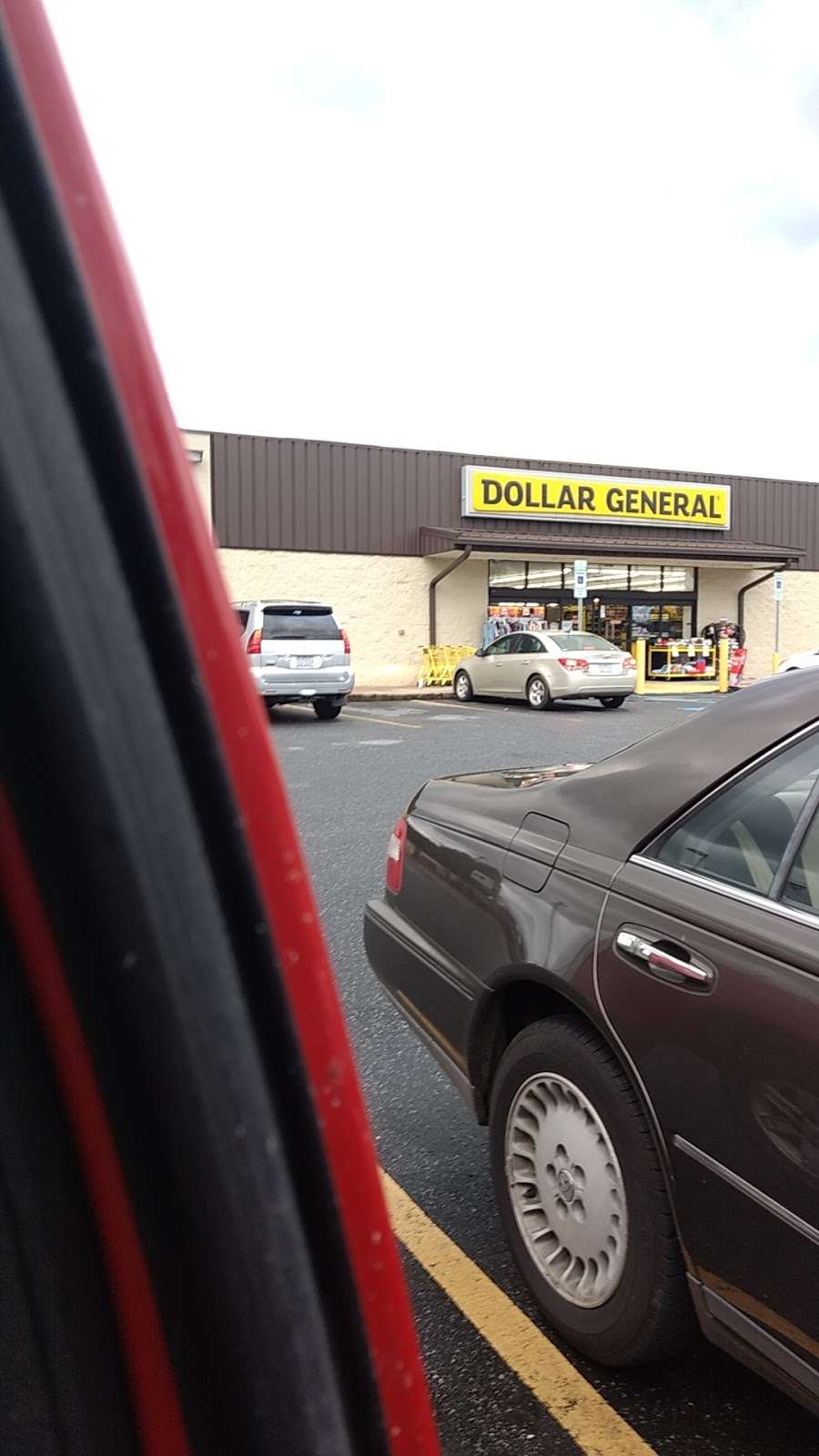 Dollar General | 1350 S Nc 16 Hwy, Newton, NC 28658, USA | Phone: (828) 468-8385