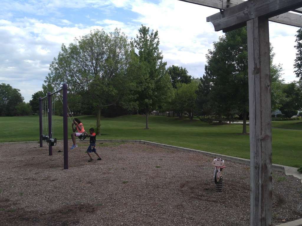 Happy Trails Park | 1431 Woodland Hills Dr, Bartlett, IL 60103