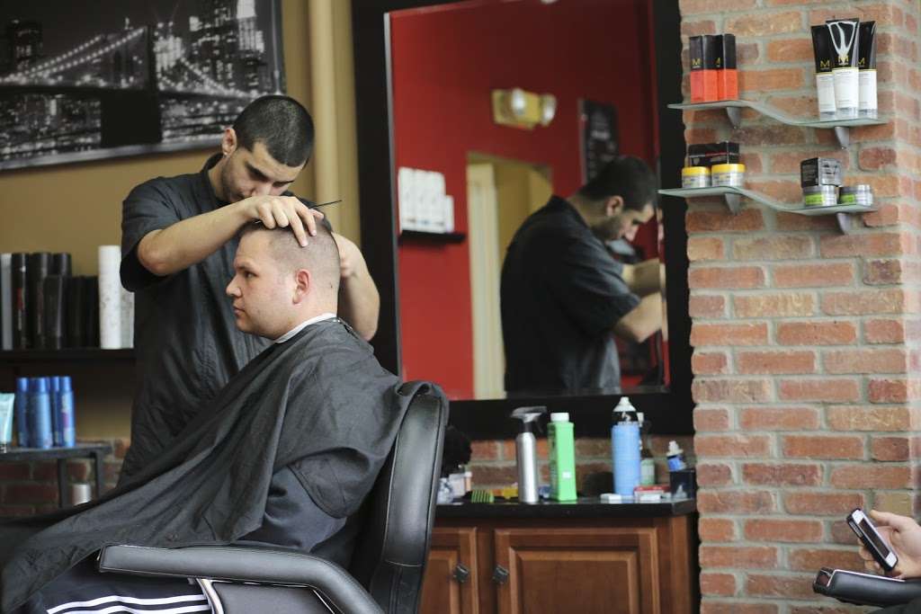 City Looks Barber Shop | 175 E Main St, Little Falls, NJ 07424 | Phone: (973) 638-1131