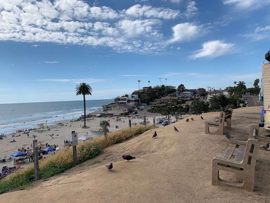 Moonlight Beach Parking Lot Entrance | 401 C St, Encinitas, CA 92024, USA