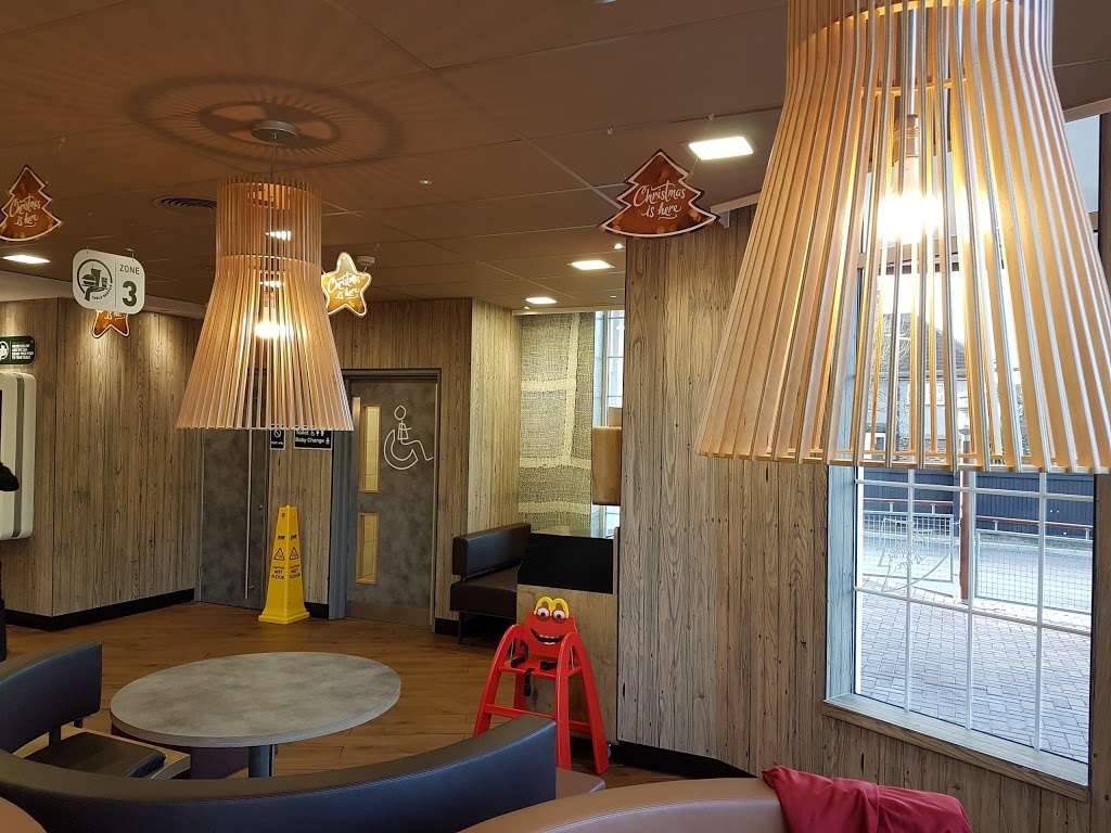 McDonalds Wickham Road | 518-522 Wickham Rd, Croydon CR0 8AD, UK | Phone: 020 8776 2778