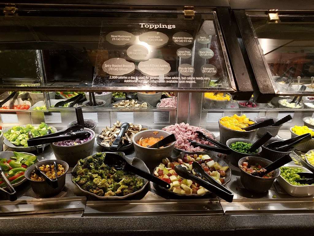 Ruby Tuesday | 701 Willow Spring Dr, Charles Town, WV 25414, USA | Phone: (304) 728-6680