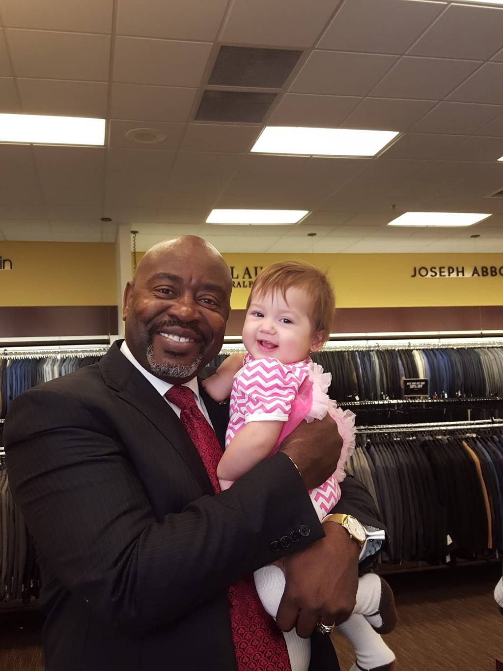 Mens Wearhouse | 4606 Highway 280 Ste 100 River Ridge Shopping Center, Birmingham, AL 35242, USA | Phone: (205) 437-0442