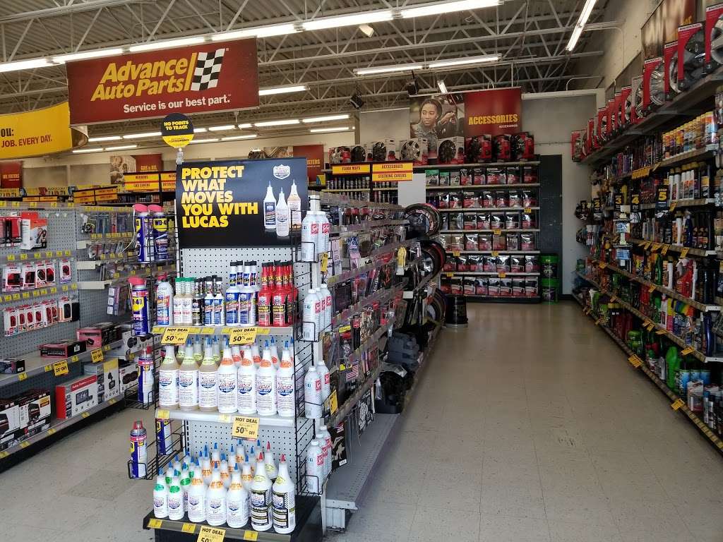 Advance Auto Parts | 1900 E Osceola Pkwy, Kissimmee, FL 34743, USA | Phone: (407) 348-6690