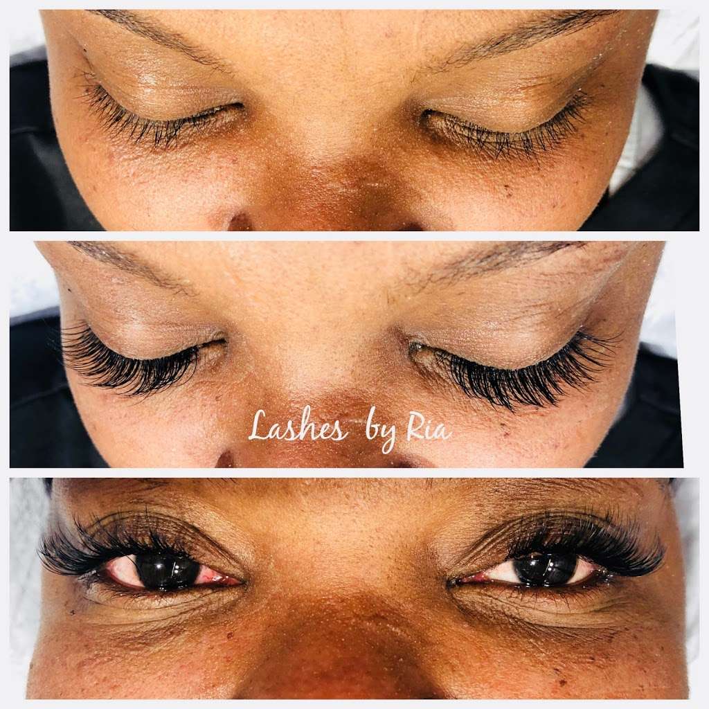 Strings Eyebrows Microblading and Lash Bar | 2805 Business Center Drive Inside HEB PLUS grocery store by the pharmacy Door We Are Not Nail Shop, Pearland, TX 77584, USA | Phone: (832) 576-2119