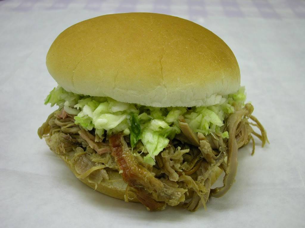 Whitts Barbecue | 5211 Alabama Ave, Nashville, TN 37209, USA | Phone: (615) 385-1553