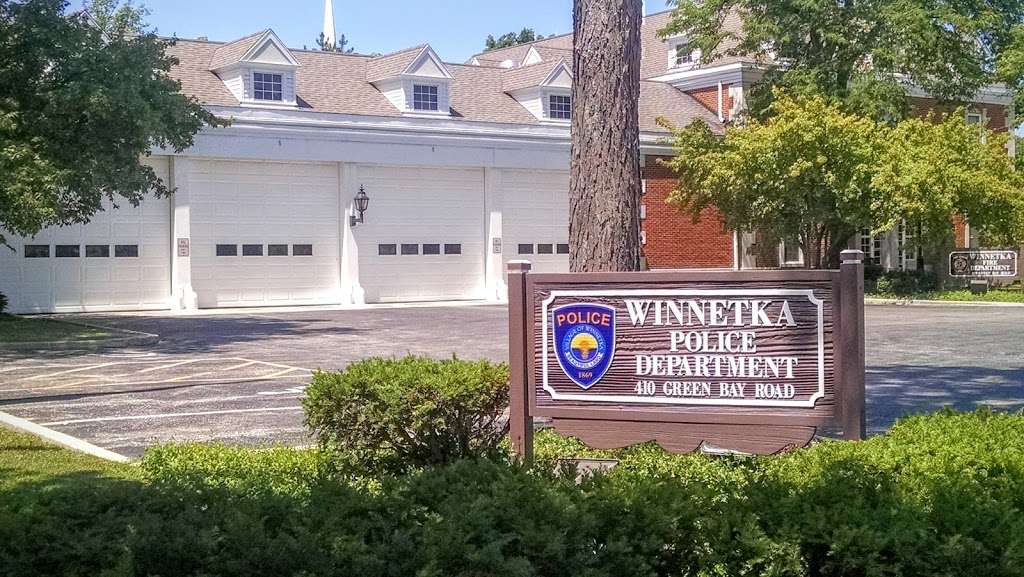 Winnetka Police Department | 410 Green Bay Rd, Winnetka, IL 60093, USA | Phone: (847) 501-6034