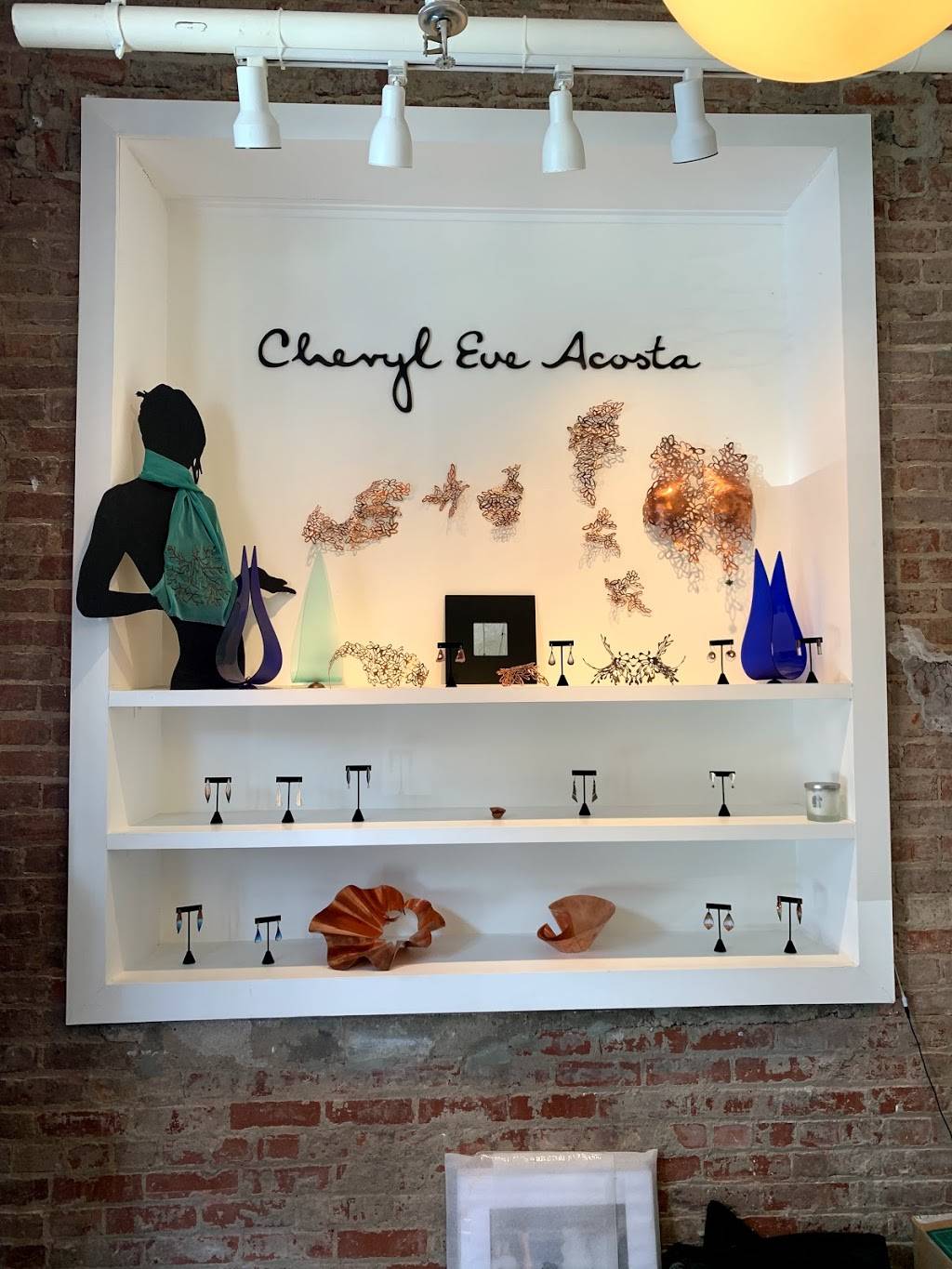 Cheryl Eve Acosta / Sculptural Jewelry | 217 W 19 Terrace, Kansas City, MO 64108, USA | Phone: (787) 507-6161