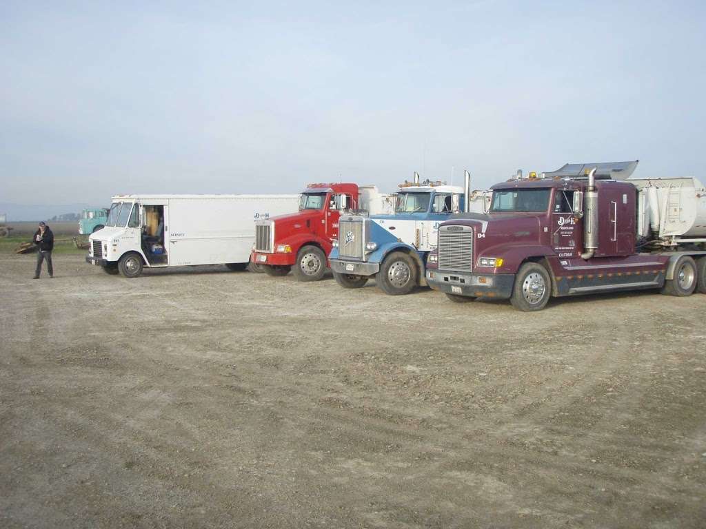 D&H Trucking | 3950 Petaluma Blvd N, Petaluma, CA 94952, USA | Phone: (707) 975-6256