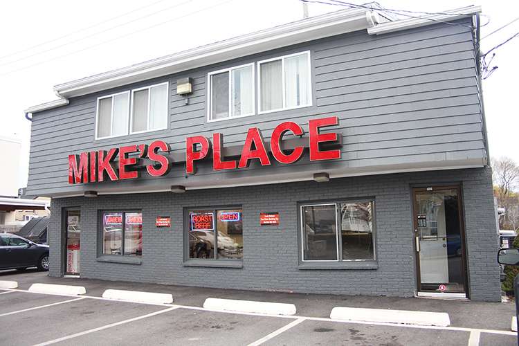 MIKES PLACE | 237 Hamilton St, Saugus, MA 01906 | Phone: (781) 233-8260