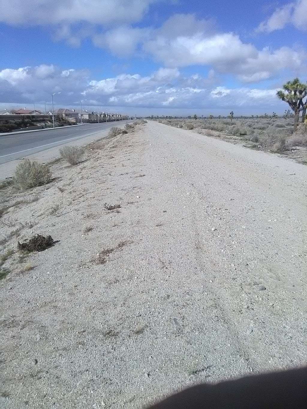 Boulders At the Lake | 1030 E Ave S, Palmdale, CA 93550, USA | Phone: (661) 273-8154