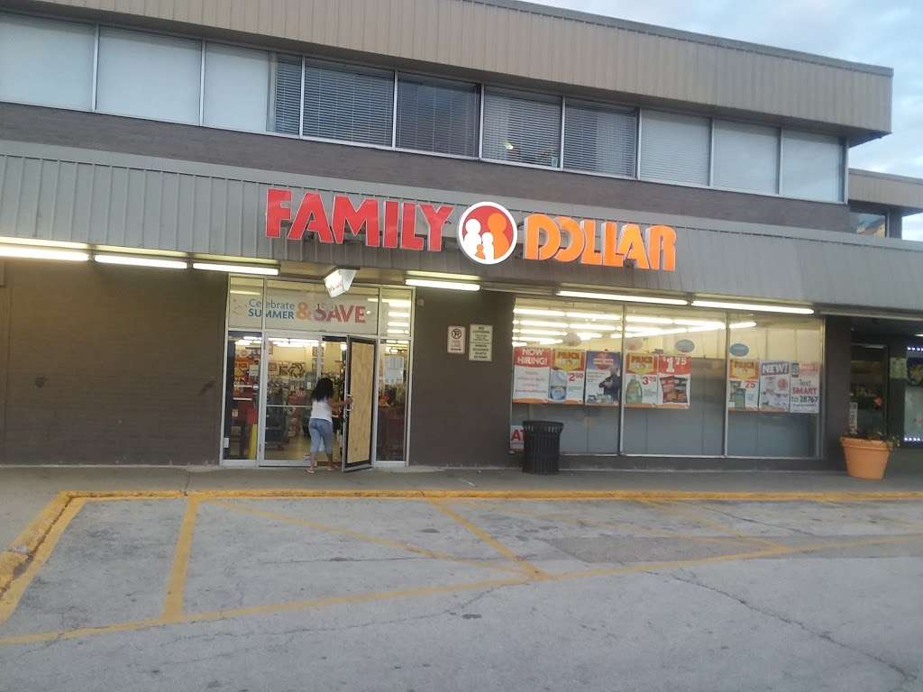 Family Dollar | 660 N Milwaukee Ave, Prospect Heights, IL 60070, USA | Phone: (847) 279-3971