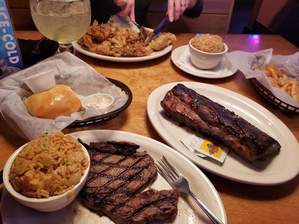 Texas Roadhouse | 31 Mystic View Rd, Everett, MA 02149, USA | Phone: (617) 381-9598