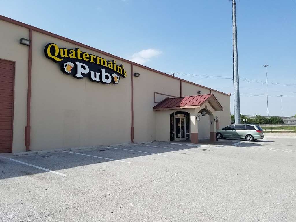 Quatermains Pub | 13920 I-35, Live Oak, TX 78233, USA | Phone: (210) 973-7101