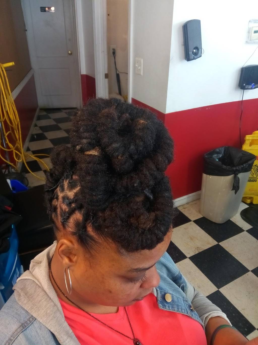 Unique Cutz | 4526 Benning Rd SE, Washington, DC 20019, USA | Phone: (202) 450-4543