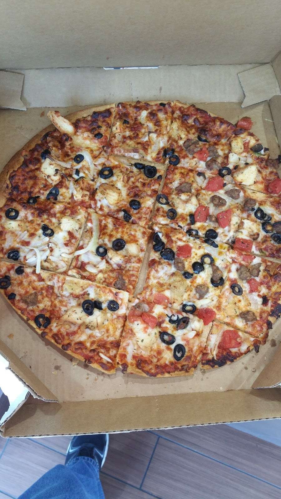 Dominos Pizza | 12318 Beechnut St, Houston, TX 77072, USA | Phone: (281) 879-5981