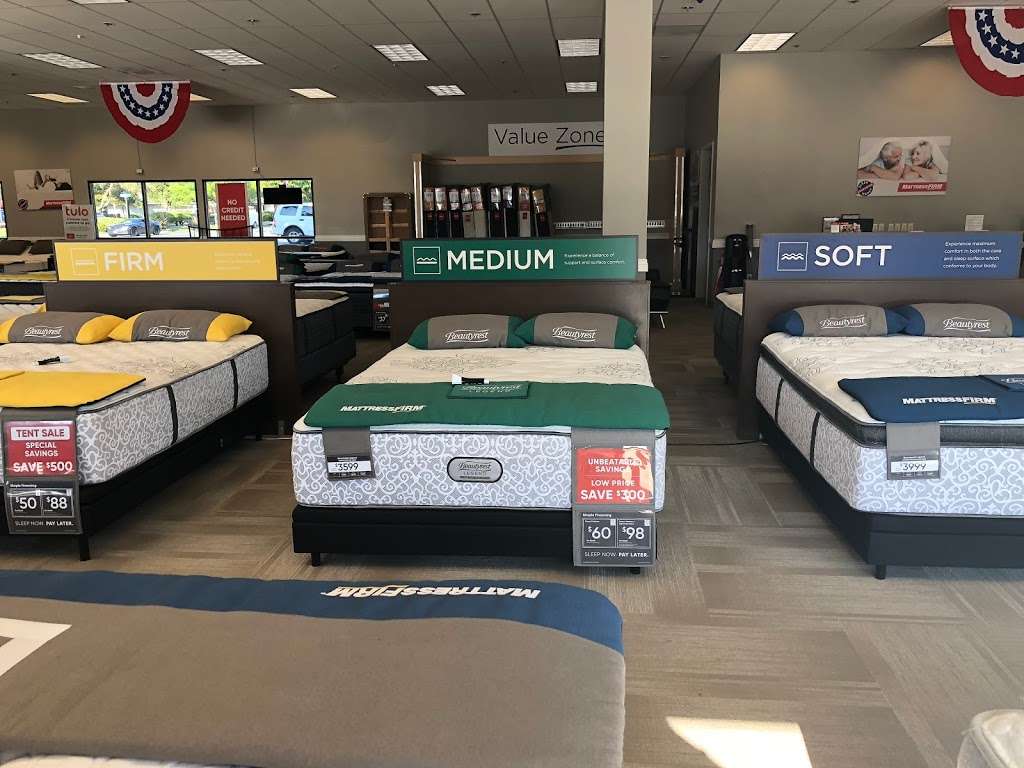 Mattress Firm Santa Rosa South | 2795 Santa Rosa Ave, Santa Rosa, CA 95407, USA | Phone: (707) 568-6511