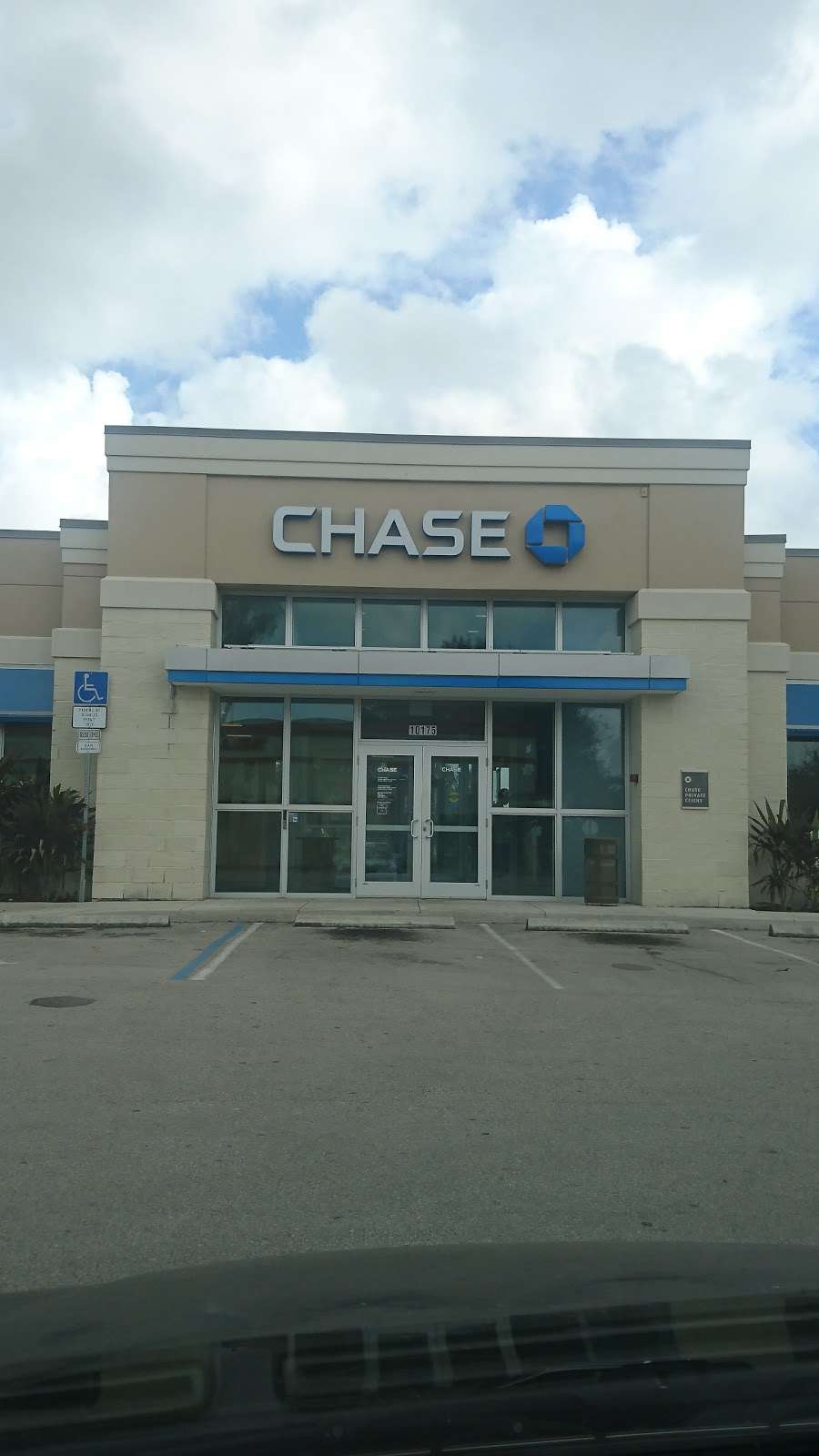 Chase Bank | 10175 Pines Blvd, Pembroke Pines, FL 33026, USA | Phone: (954) 266-5455