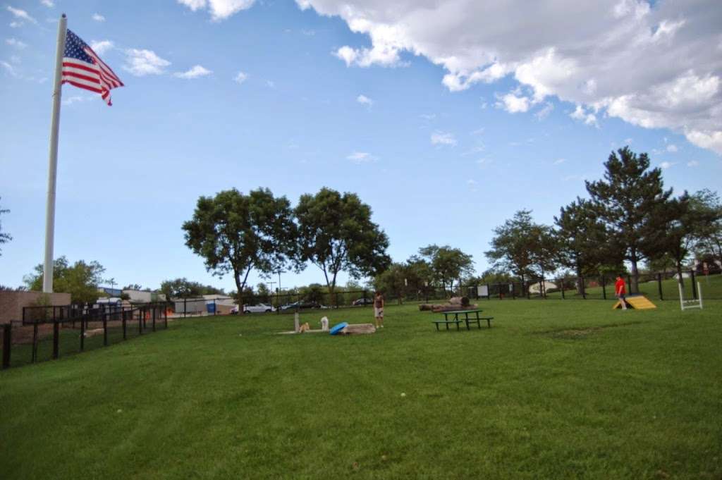 Bos Run Dog Park | 3600 Lexington Dr, Hoffman Estates, IL 60192, USA | Phone: (847) 285-5440