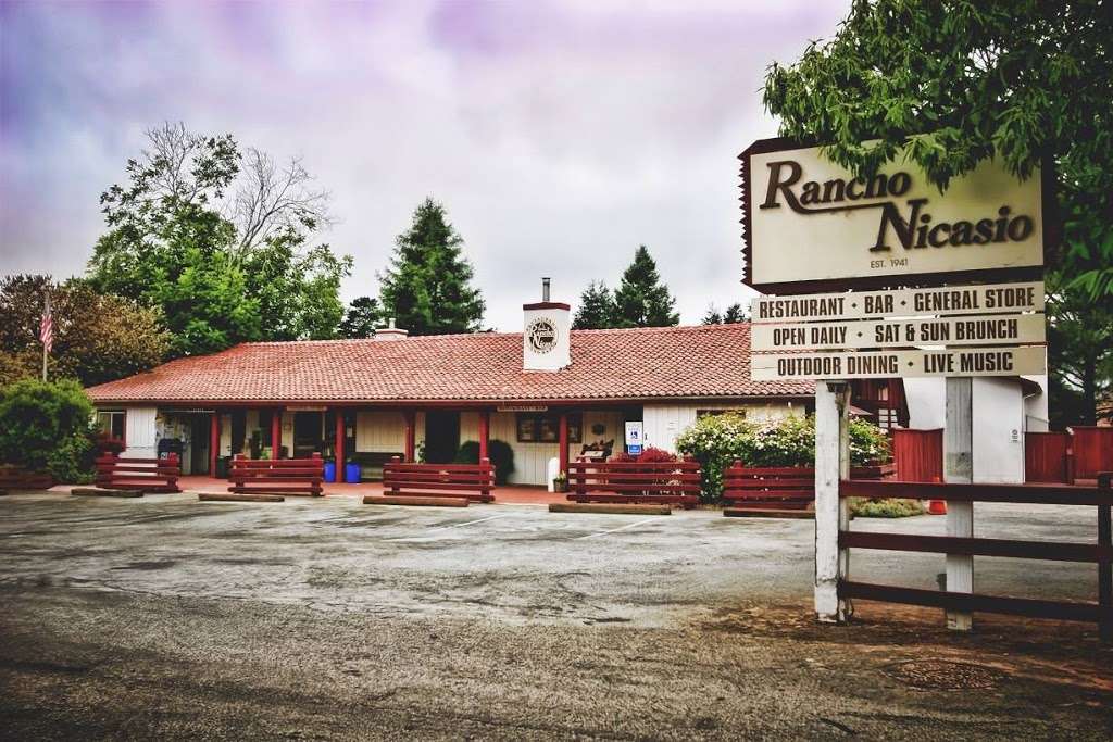 Rancho Nicasio, Bar, Restaurant, Live Music and Wedding Event Ve | Nicasio, CA 94946, USA | Phone: (415) 662-2219