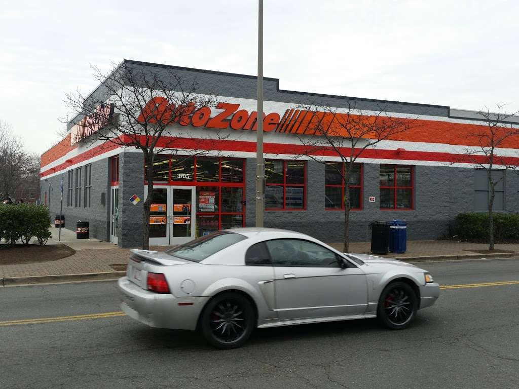 AutoZone Auto Parts | 3705 Mt Vernon Ave, Alexandria, VA 22305, USA | Phone: (703) 535-5900