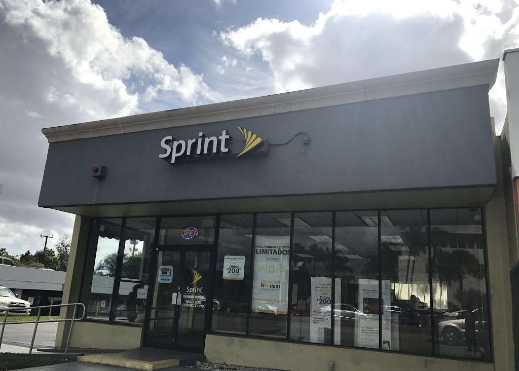 Sprint Store | 960 W 49th St, Hialeah, FL 33012, USA | Phone: (305) 818-2002