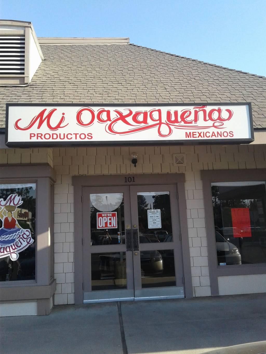 Mi Oaxaqueña Fresno | 2225 W Shaw Ave, Fresno, CA 93711 | Phone: (559) 837-4307