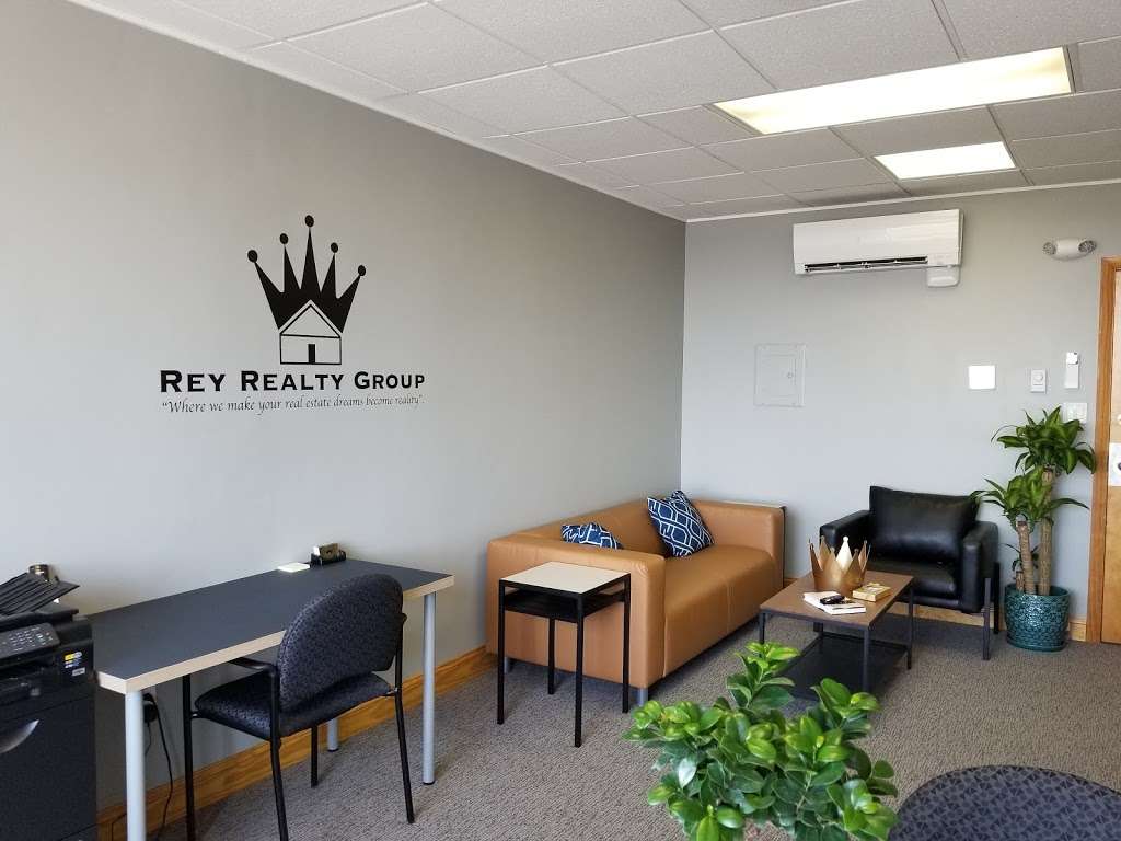 Rey Realty Group | 1040 N Shore Rd b8, Revere, MA 02151, USA | Phone: (781) 629-2449