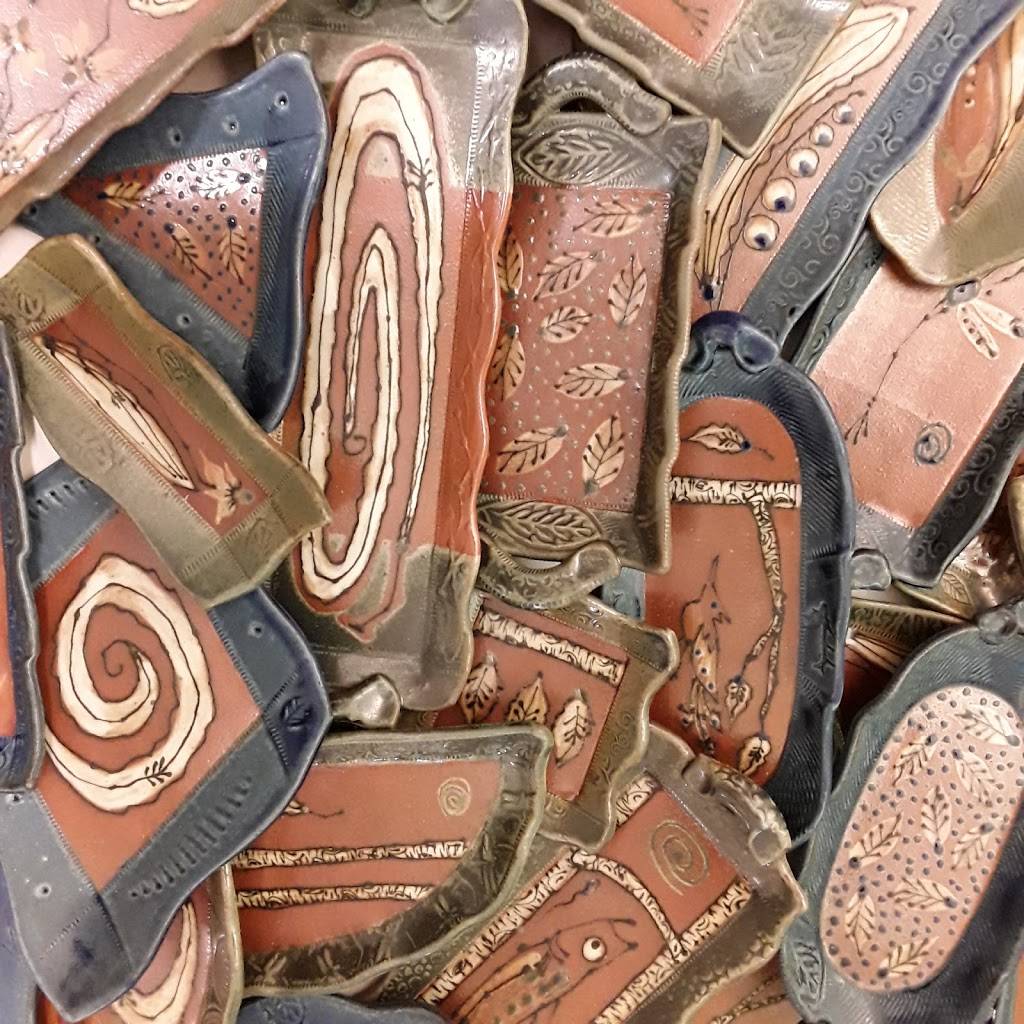 Front Avenue Pottery & Tile Co | 895 Front Ave, St Paul, MN 55103, USA | Phone: (651) 489-4374