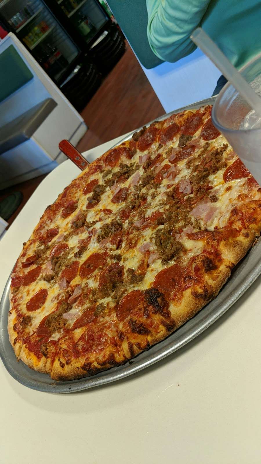 Leos Pizza | 4065 Haverhill Rd, West Palm Beach, FL 33417, USA | Phone: (561) 471-4955
